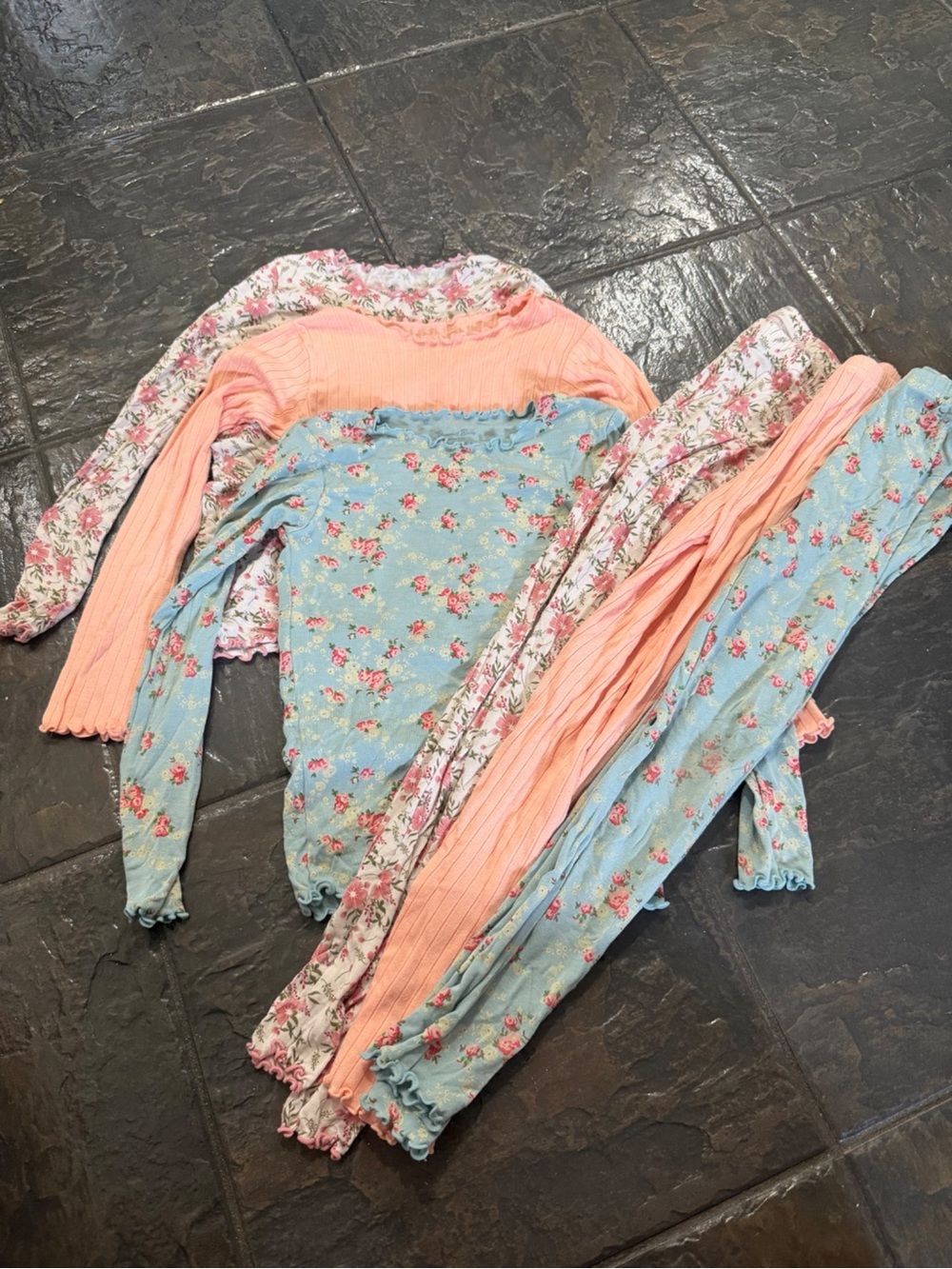 Girls 3-Piece Pajama Set Bundle Size 120 (Approx. 6-7 Y) Floral & Ribbed